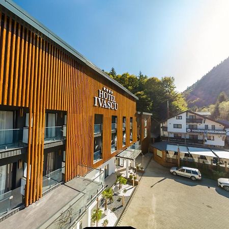 Hotel Ivascu Moisei Esterno foto